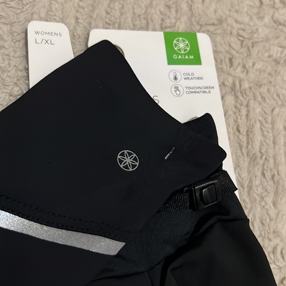 GAIAM cold weather running gloves, New in original packaging, Size L/XL - Picture 9 of 16